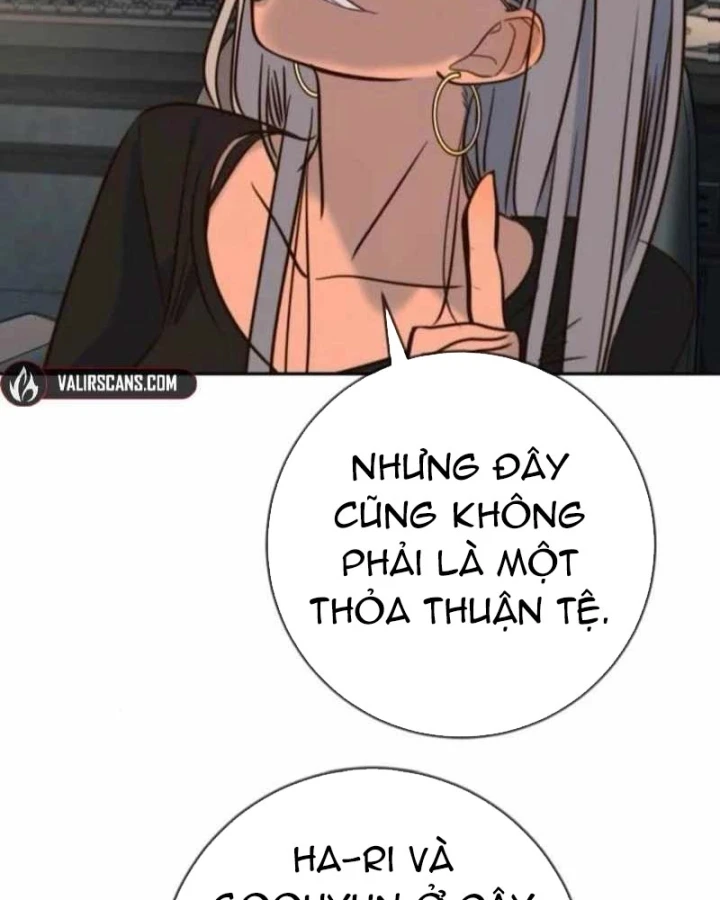 Mọi Người Đều Yêu Cô Ấy - Trang 106