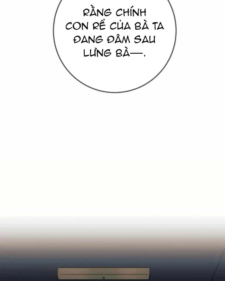 Mọi Người Đều Yêu Cô Ấy - Trang 142