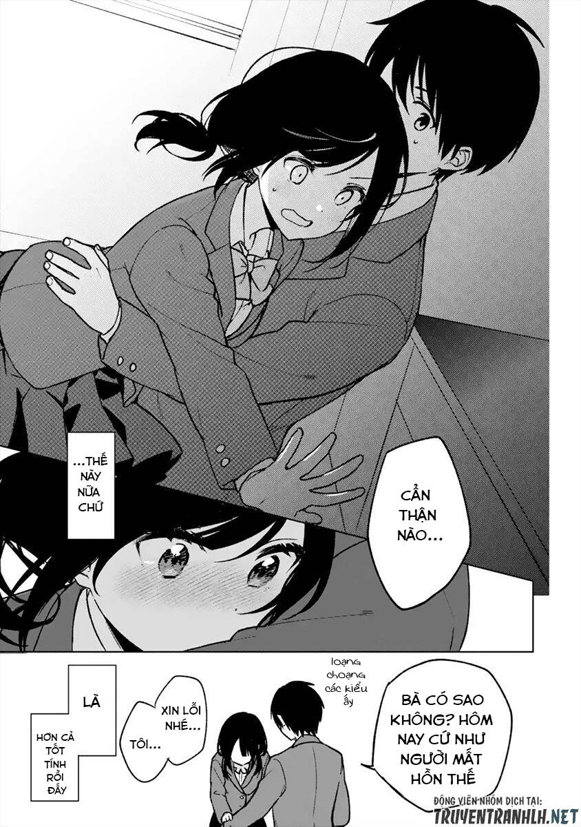 Chikan Saresou Ni Natteiru S-Kyuu Bishoujo Wo Tasuketara Tonari No Seki No Osananajimi Datta Chapter 15 - 15